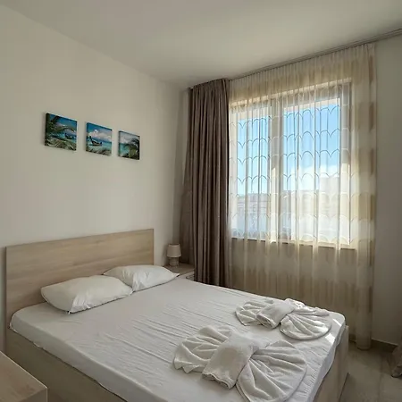 Horizon 31 'а' Apartment *